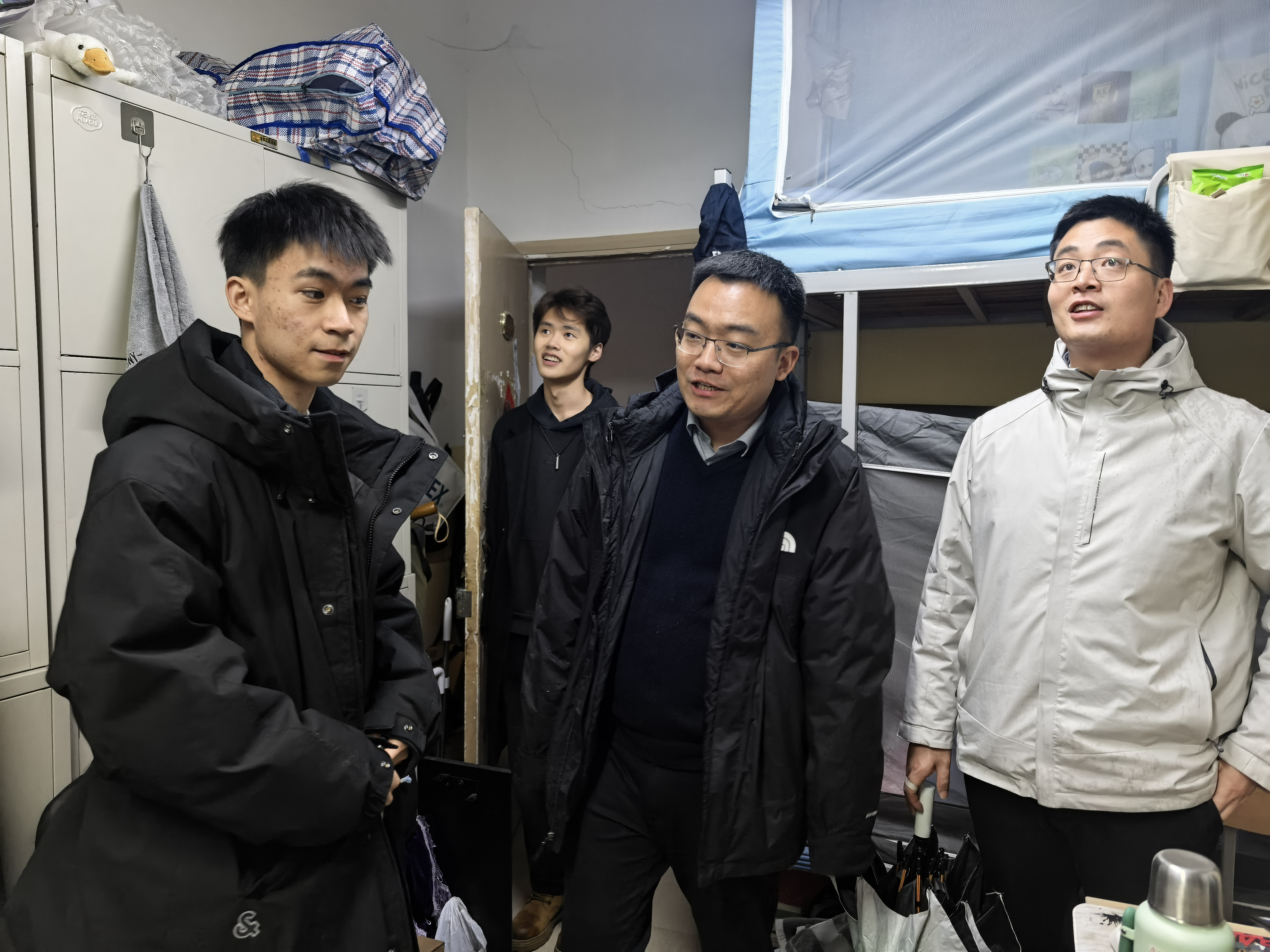 �Ͼ����ֳ�