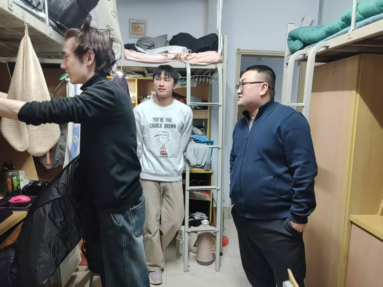 �Ͼ����ֳ�