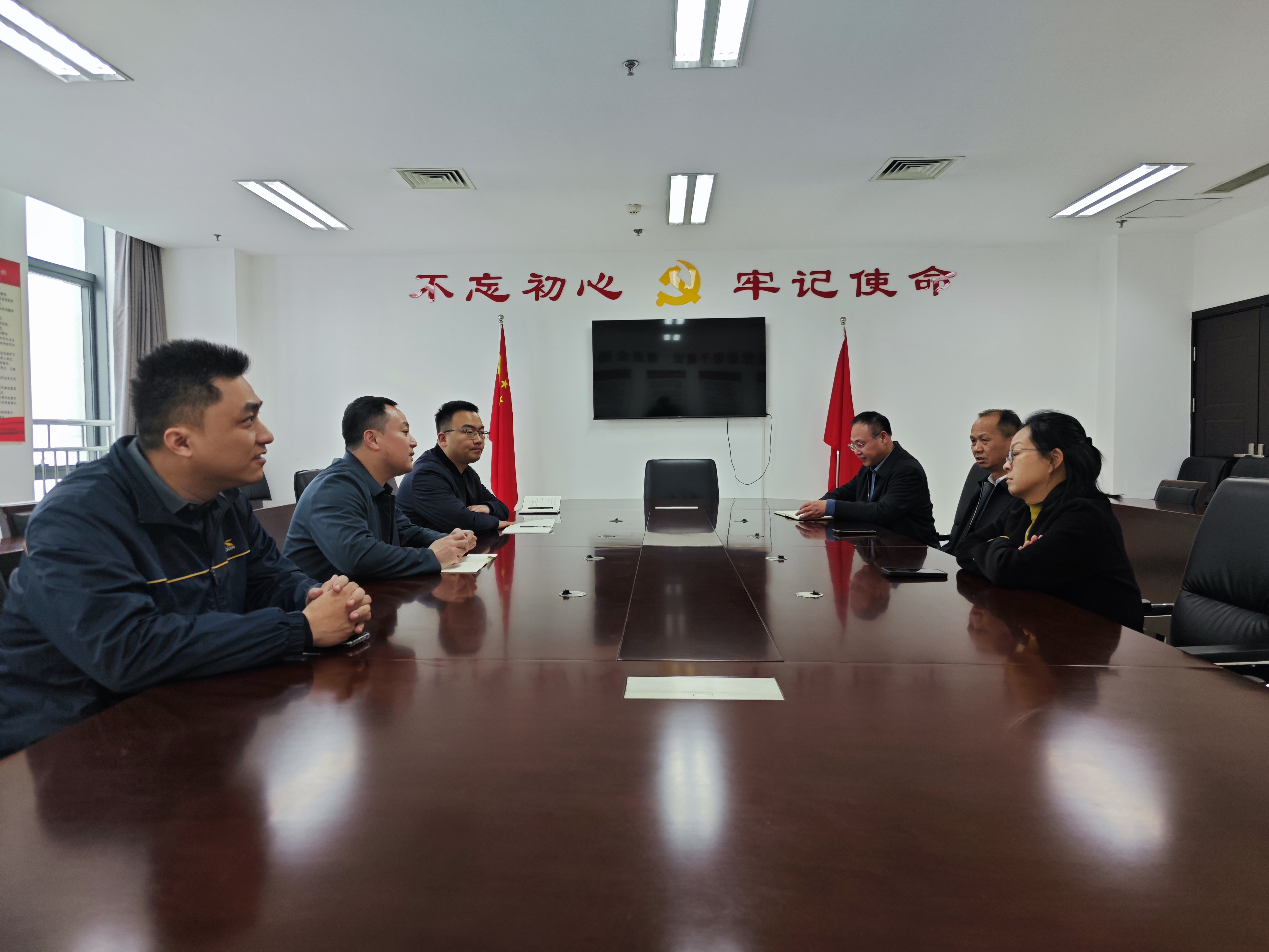 �Ͼ����ֳ�