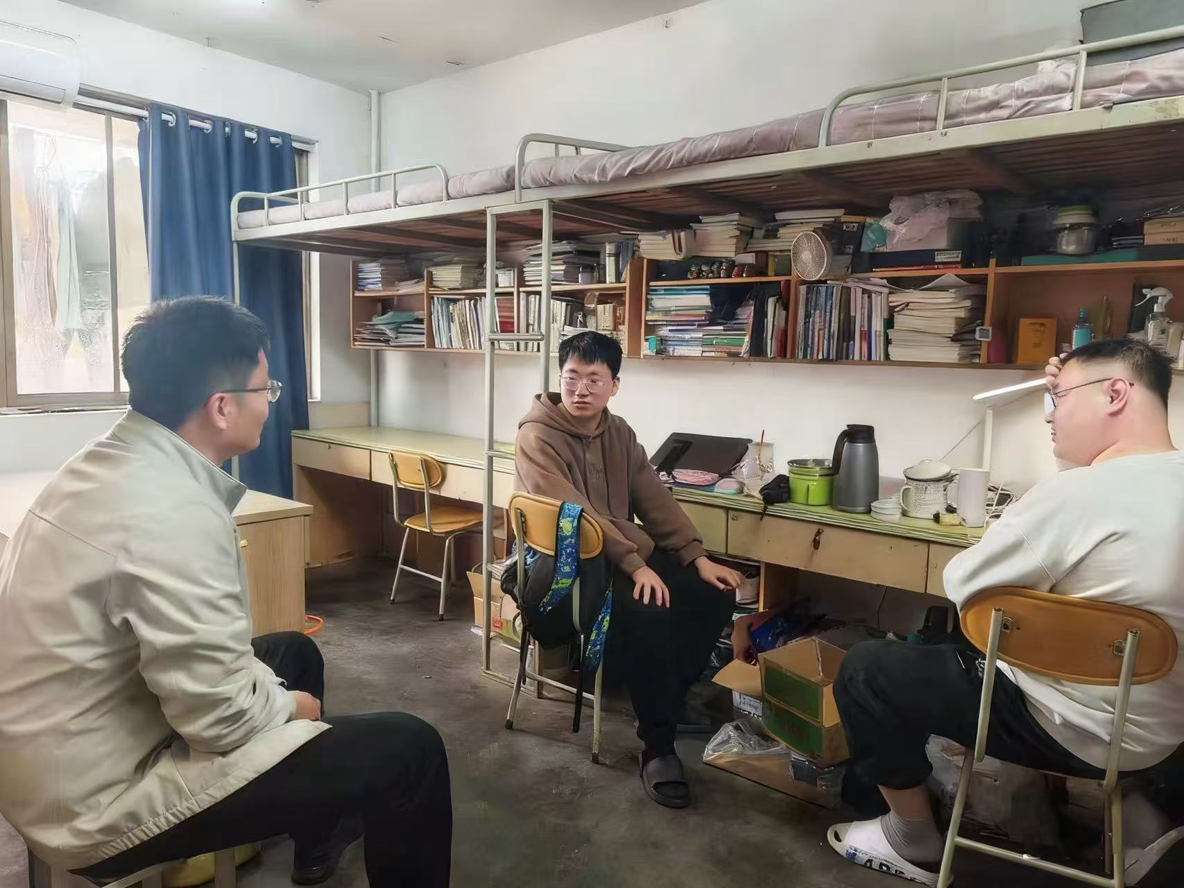 �Ͼ����ֳ�