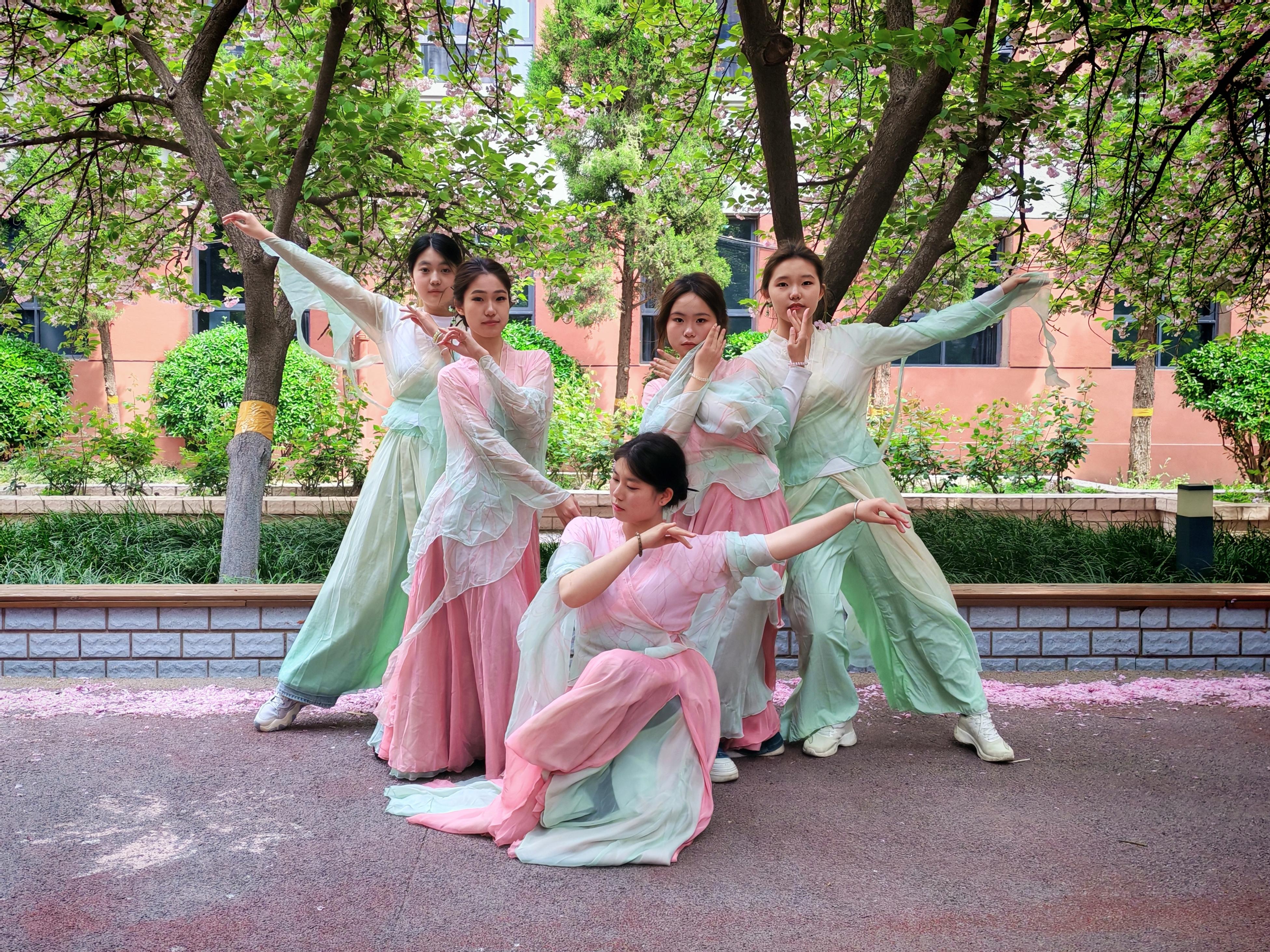 �Ͼ����ֳ�