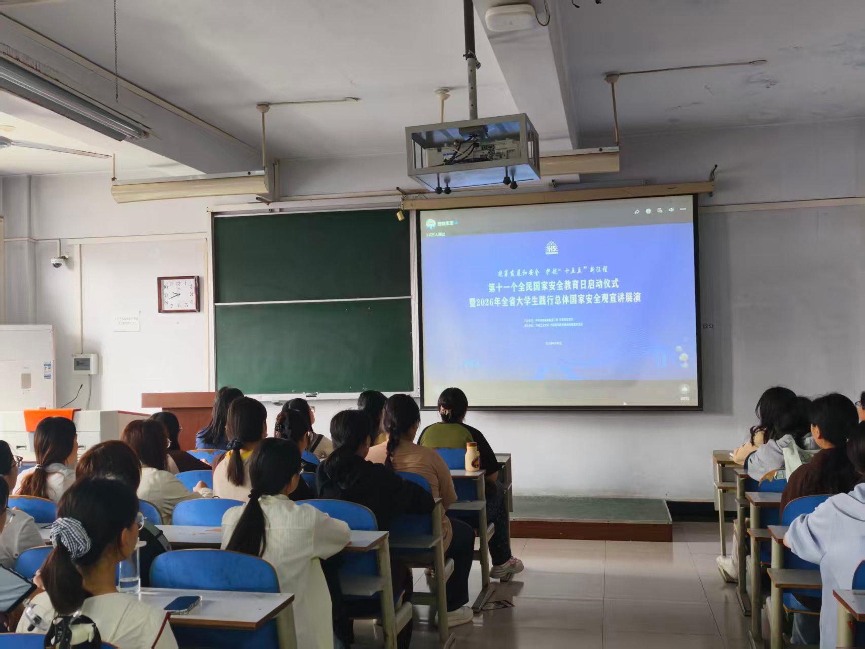 �Ͼ����ֳ�