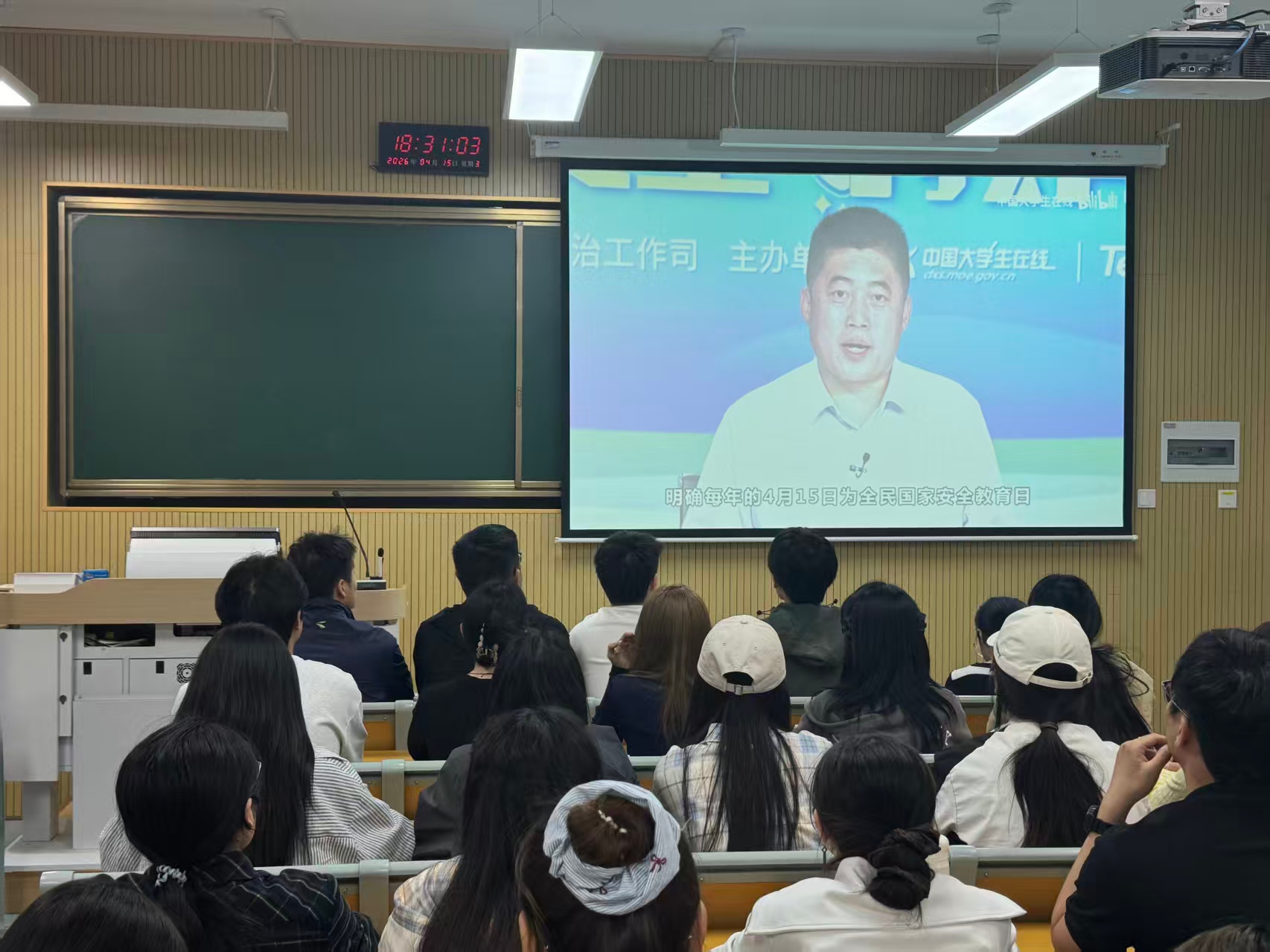 �Ͼ����ֳ�